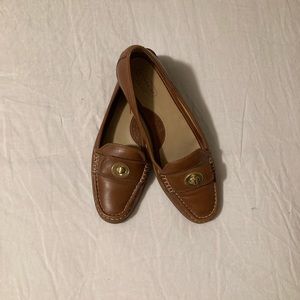 Coach Darcie Tan Leather Loafer W9